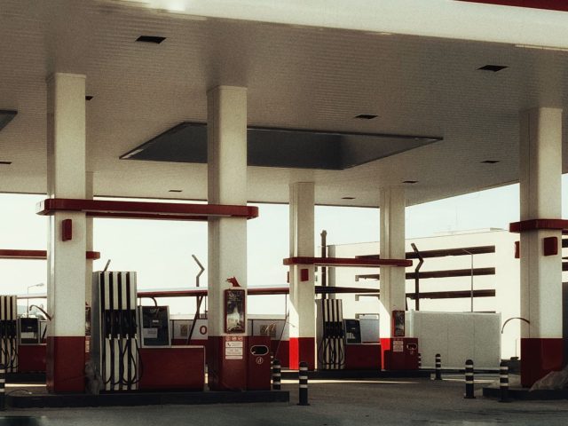 Pénurie de carburant : comment localiser les stations approvisionnées près de chez vous ?