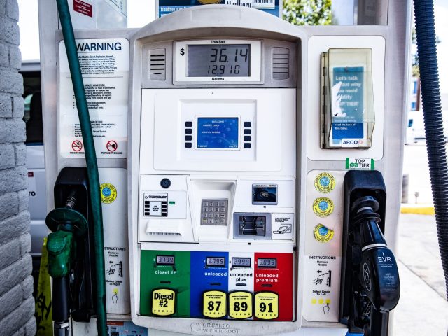 Hausse des prix du carburant : comment gérer son budget au mieux