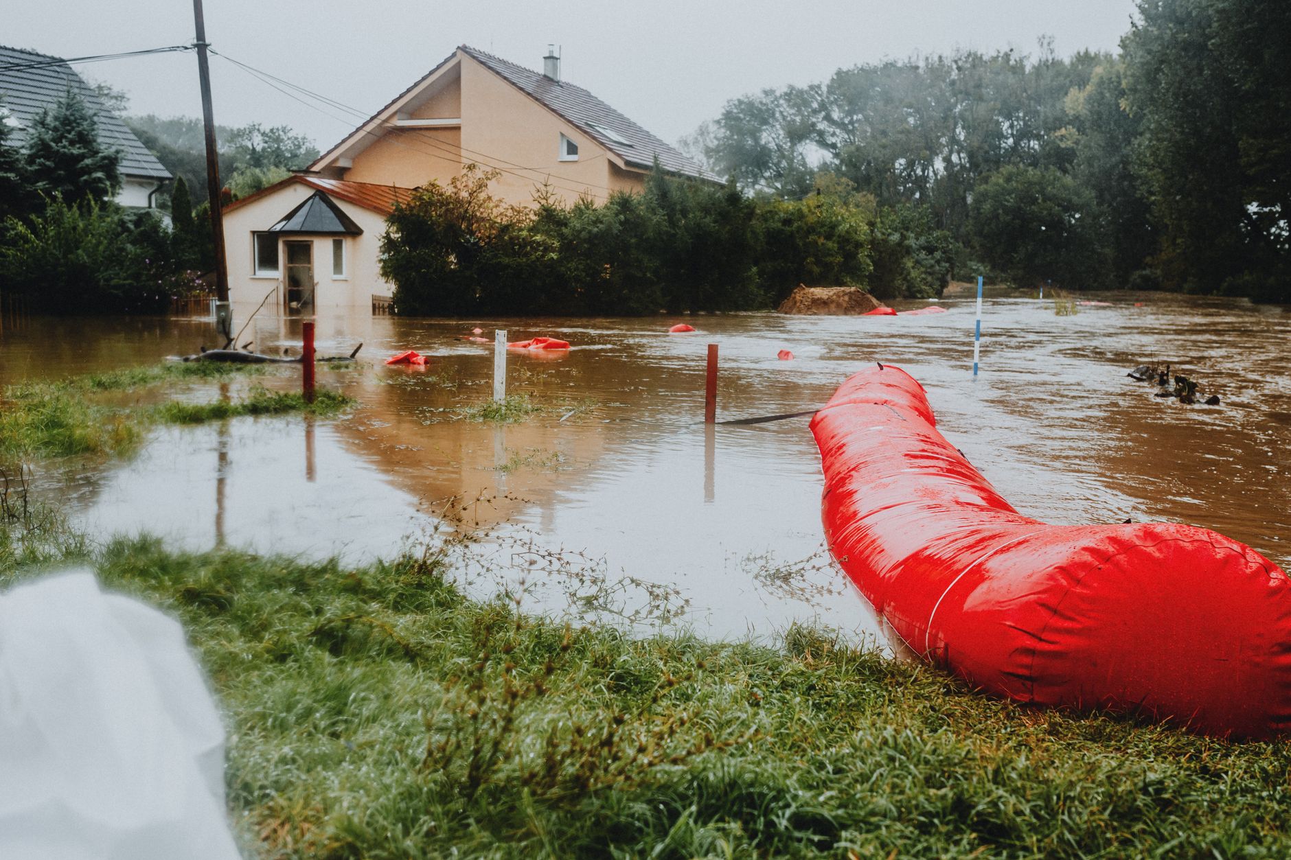 Pourquoi 48 % des Français sous-estiment-ils le risque d'inondation ?