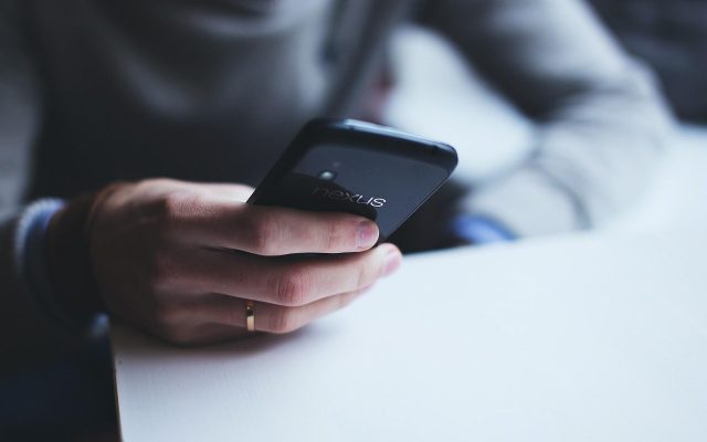 Vendre son téléphone : les 3 façons et comment fixer le prix